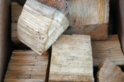 Yakiniku Räucherchunks Eiche 500 G 8 Yakiniku Räucherchunks Eiche 500 G -Grill Verkaufsgeschäft 100315 8720364491314 Oak