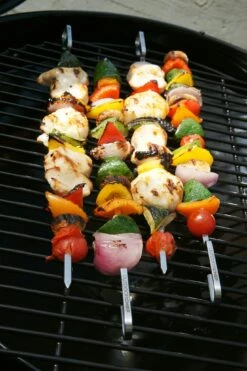 Outdoorchef Grillspieße, 4 Stück -Grill Verkaufsgeschäft 18 212 08 GRILLSPIESSE 4 STK 02