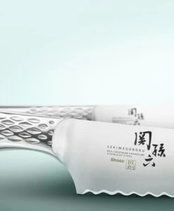 KAI Seki Magoroku Shoso Allzweckmesser 4.75" (12,0 Cm) 7 KAI Seki Magoroku Shoso Allzweckmesser 4.75" (12,0 Cm) -Grill Verkaufsgeschäft AB 51 detail 2019 02 1