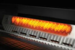 NAPOLEON 700-Series 32", Edelstahl, Einbau, Inkl. Drehspieß -Grill Verkaufsgeschäft Built In Details BackBurner BurnerOn 1