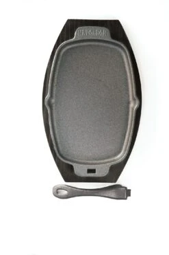 NAPOLEON Gusseiserne Pfanne Mit Holz-Untersetzer (56008) -Grill Verkaufsgeschäft NAPOLEON PRO Gusseisen Pfanne mit Untersetzer 5