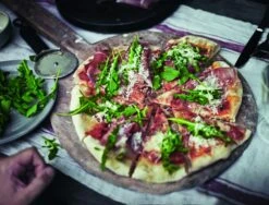 Weber Gourmet BBQ System (GBS) - Pizzastein Mit Gestell (Ø 36,5cm) (8836) -Grill Verkaufsgeschäft Pizza