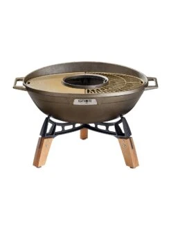 IGNIUM Taran Fire -Grill Verkaufsgeschäft TARAN Fire Feuerschale mit Wok seitlich Hersteller Ignium 300dpi