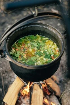 IGNIUM Taran Feuertopf 22 IGNIUM Taran Feuertopf -Grill Verkaufsgeschäft TARAN Gusseisen Feuertopf Lagerfeuer Ignium