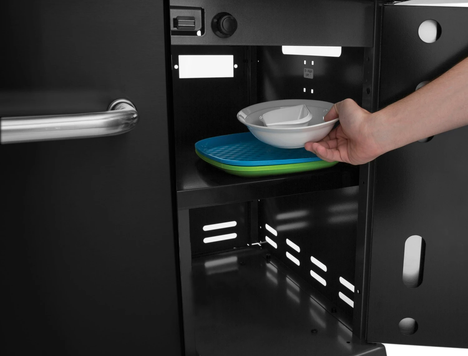 Broil King Regal 490 Inkl. Abdeckhaube, Gussplatte & Wokeinsatz 14 Broil King Regal 490 Inkl. Abdeckhaube, Gussplatte & Wokeinsatz – Bild 12