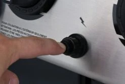 Broil King Royal 340 Inkl. Abdeckhaube -Grill Verkaufsgeschäft broilking ROYAL 340 824262 FEATURE 04