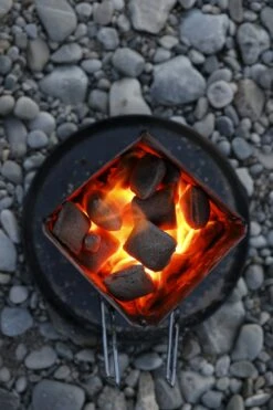 McBrikett KOKOKO EGGS 10kg -Grill Verkaufsgeschäft mcbrikett kokoko eggs mood 08