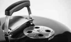 Weber Original Kettle E-4710 -Grill Verkaufsgeschäft weber kettle4710 13101004 deckelgriff